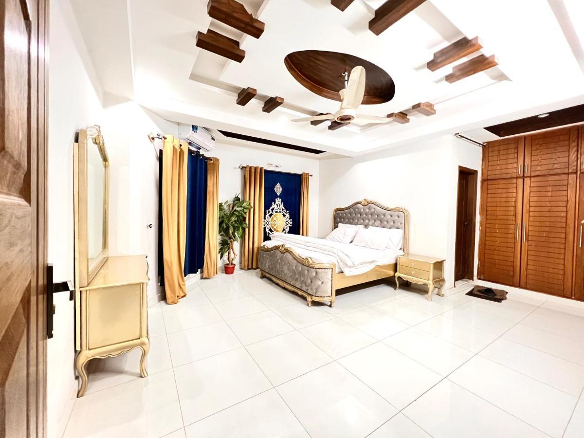 Luxury Executive 2Bedroom Apartment Convenient And Nice Location อิสลามาบัด ภายนอก รูปภาพ