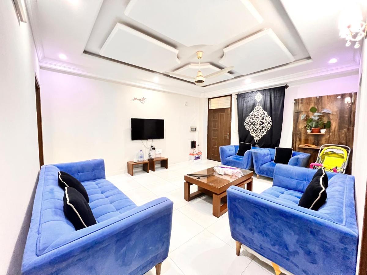 Luxury Executive 2Bedroom Apartment Convenient And Nice Location อิสลามาบัด ภายนอก รูปภาพ