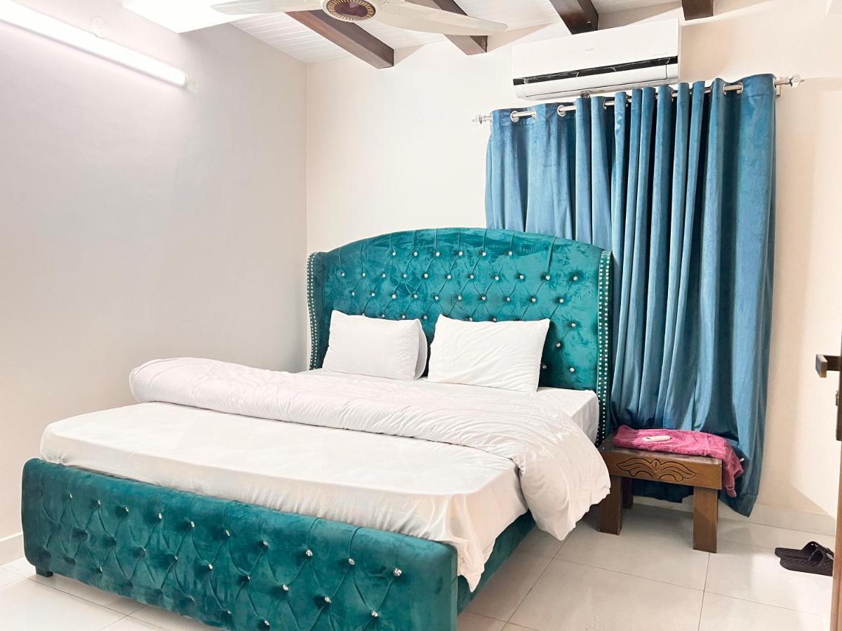 Luxury Executive 2Bedroom Apartment Convenient And Nice Location อิสลามาบัด ภายนอก รูปภาพ